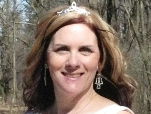 Beth O'Brien Photo 18