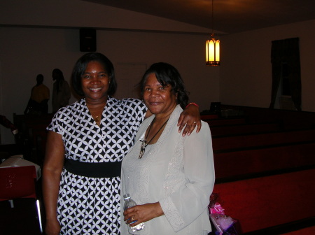 Gwendolyn Williams Photo 33