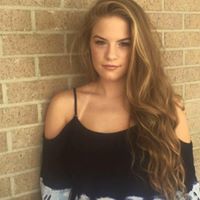 Emily Rowe Photo 24
