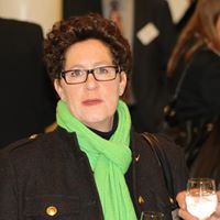 Annette Melvin Photo 21