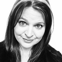 Suzanne Norman Photo 23