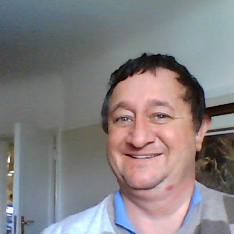 Alan Howe Photo 11