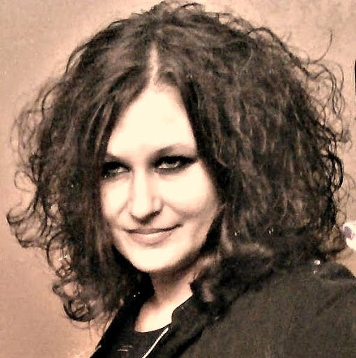 Terri Martin Photo 25