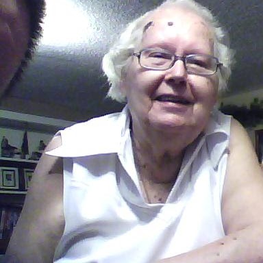 Lillian Nelson Photo 34