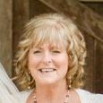 Angela Stapleton Photo 19