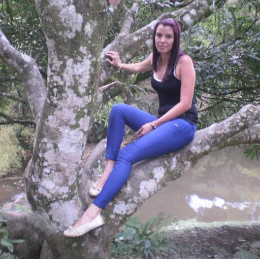 Isabel Trujillo Photo 39