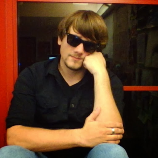 Patrick Simmons Photo 24