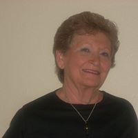 Sarah Milner Photo 41