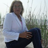 Laura Shepard Photo 21