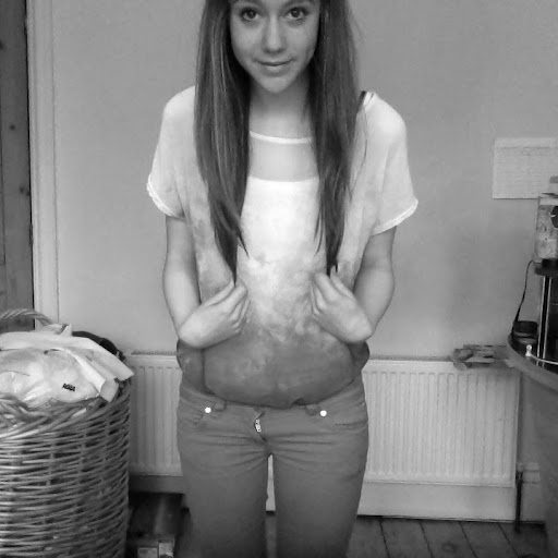 Anna Donaldson Photo 13