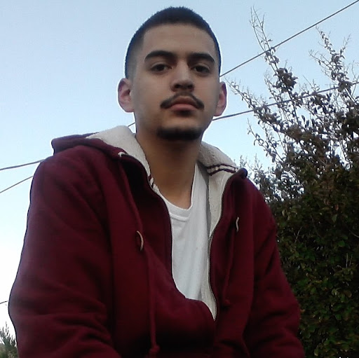 Edward Vasquez Photo 22