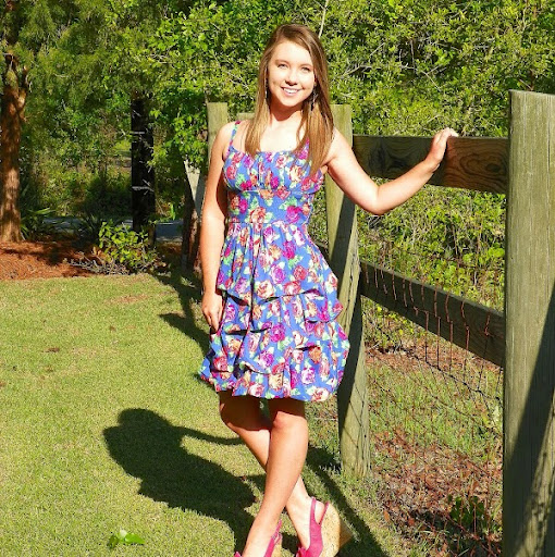 Lauren Ard Photo 3