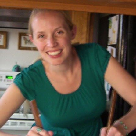 Elizabeth Hilliard Photo 15