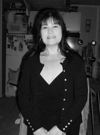 Debbie Hudson Photo 9