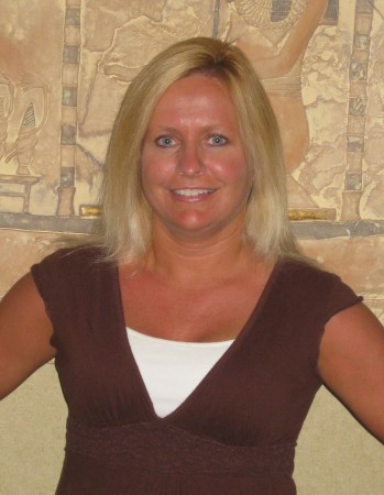 Vicki Moore Photo 33