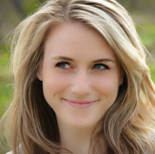 Alison Moore Photo 29