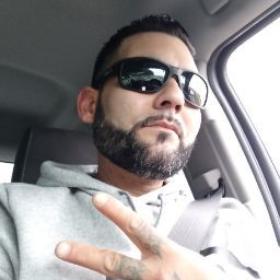Christopher Robles Photo 37