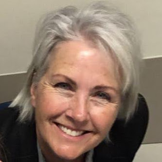 Lynda Gauthier Photo 11