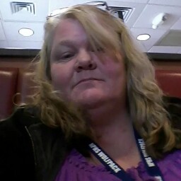 Kristie Howard Photo 30