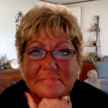 Debbie Underwood Photo 27