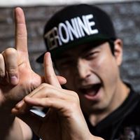 Young Sin Photo 14