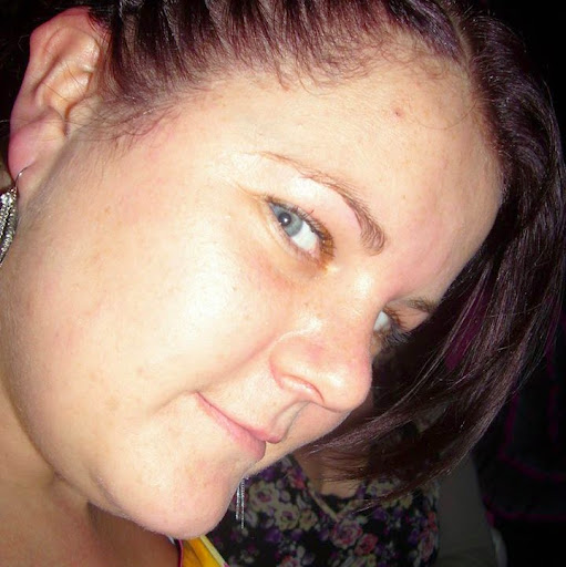 Sarah Mooney Photo 13