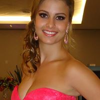 Amanda Woody Photo 38