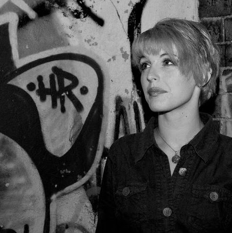 Jenn Martin Photo 21