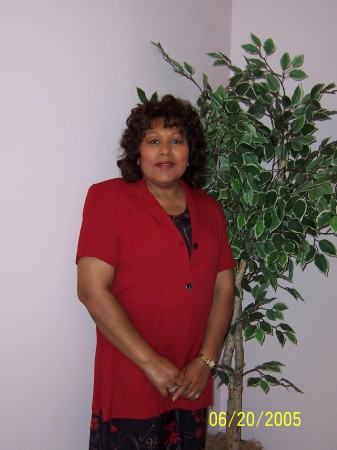Joyce Simmons Photo 13
