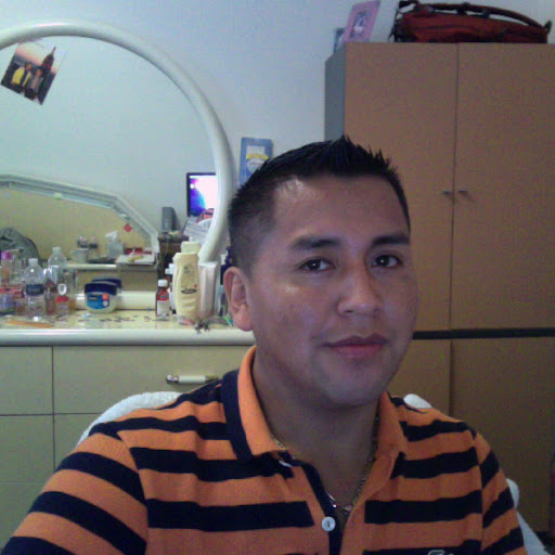 Manuel Tacuri Photo 12
