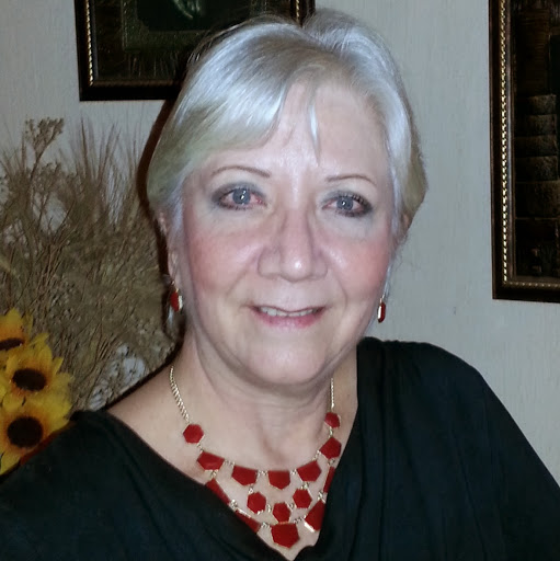 Sandra Warner Photo 11