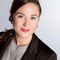 Eva Wolff Photo 20