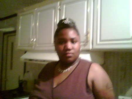 Natasha Evans Photo 3