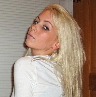 Suzanne Nichols Photo 19
