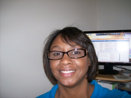 Debbie Holmes Photo 7