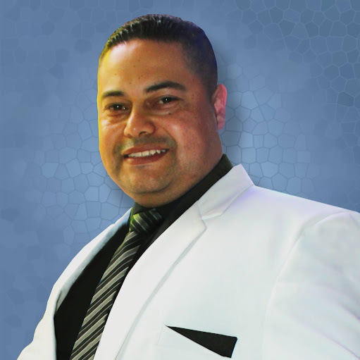 Reinaldo Ruiz Photo 12