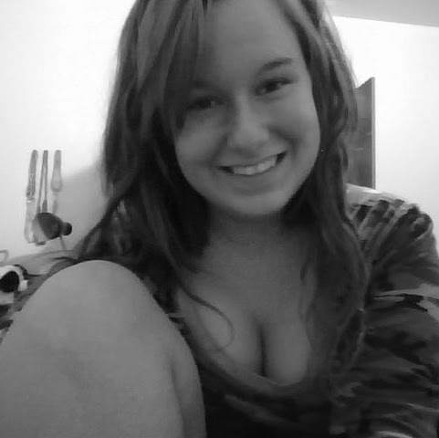 Rachel Quinones Photo 25