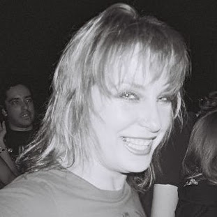 Sandra Scott Photo 33