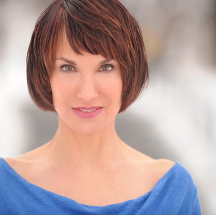 Gloria Mann Photo 4
