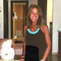 Michele Buckley Photo 31