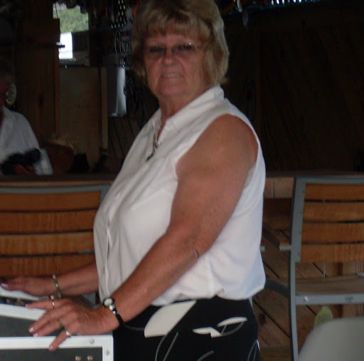 Harriet Long Photo 5