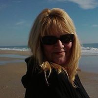 Robin Muller Photo 23