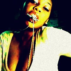 Crystal Douglas Photo 24