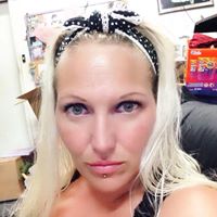 Jennifer Pester Photo 10
