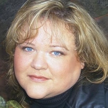 Kelly Bird Photo 39