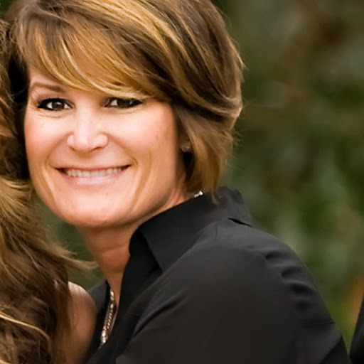 Karyn Smith Photo 24
