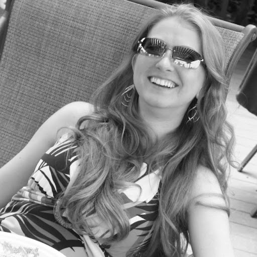 Stephanie Hendrickson Photo 18