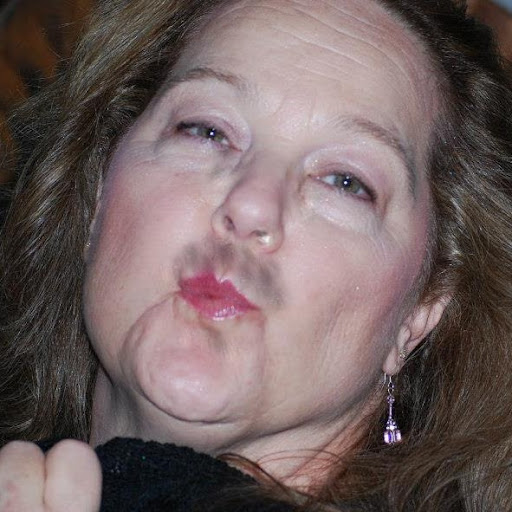 Theresa Kerr Photo 14