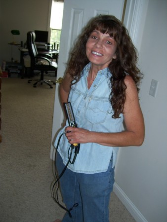 Linda Collins Photo 36