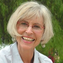Jennifer Scott Photo 29